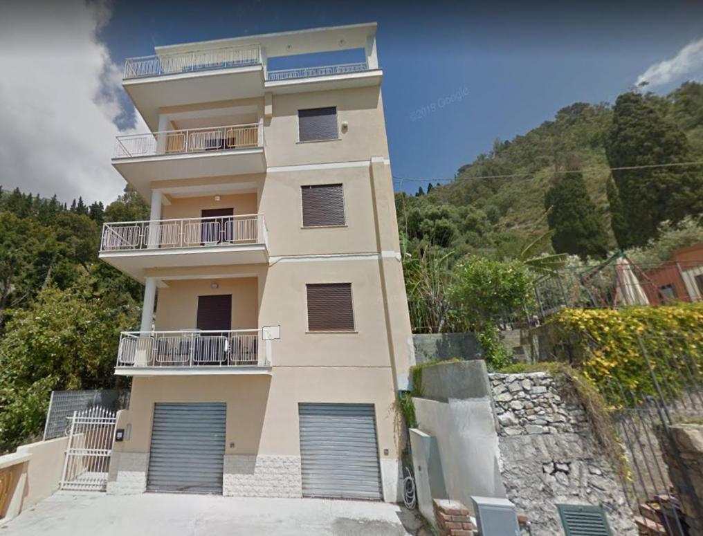 Baia Di Atlantide Lejlighed Taormina Eksteriør billede