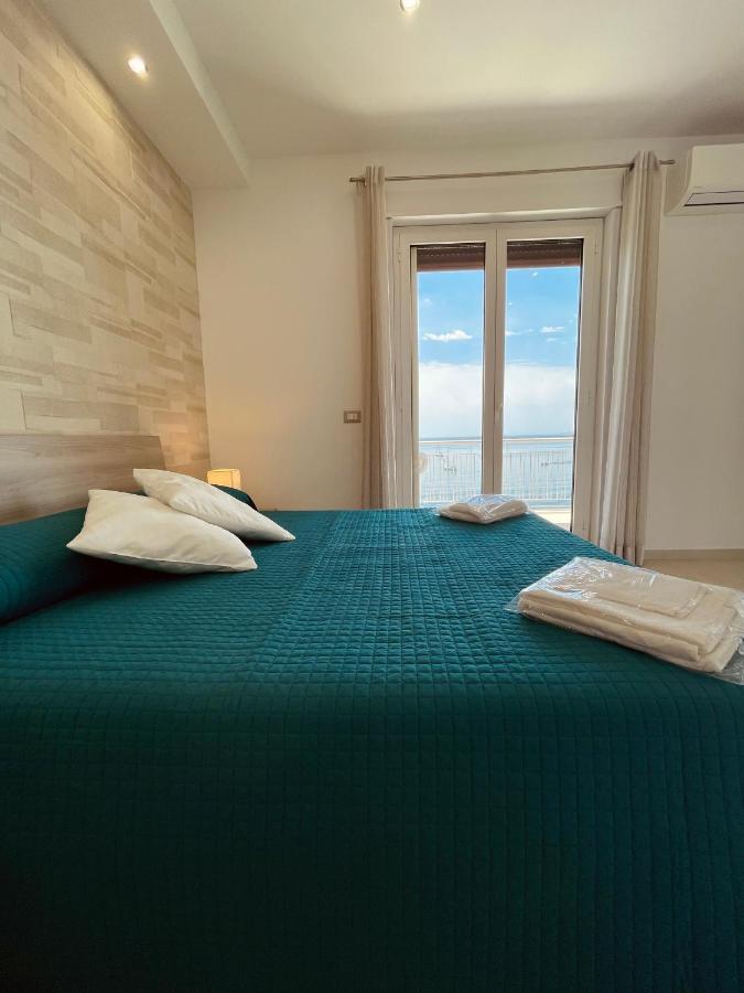Baia Di Atlantide Lejlighed Taormina Eksteriør billede