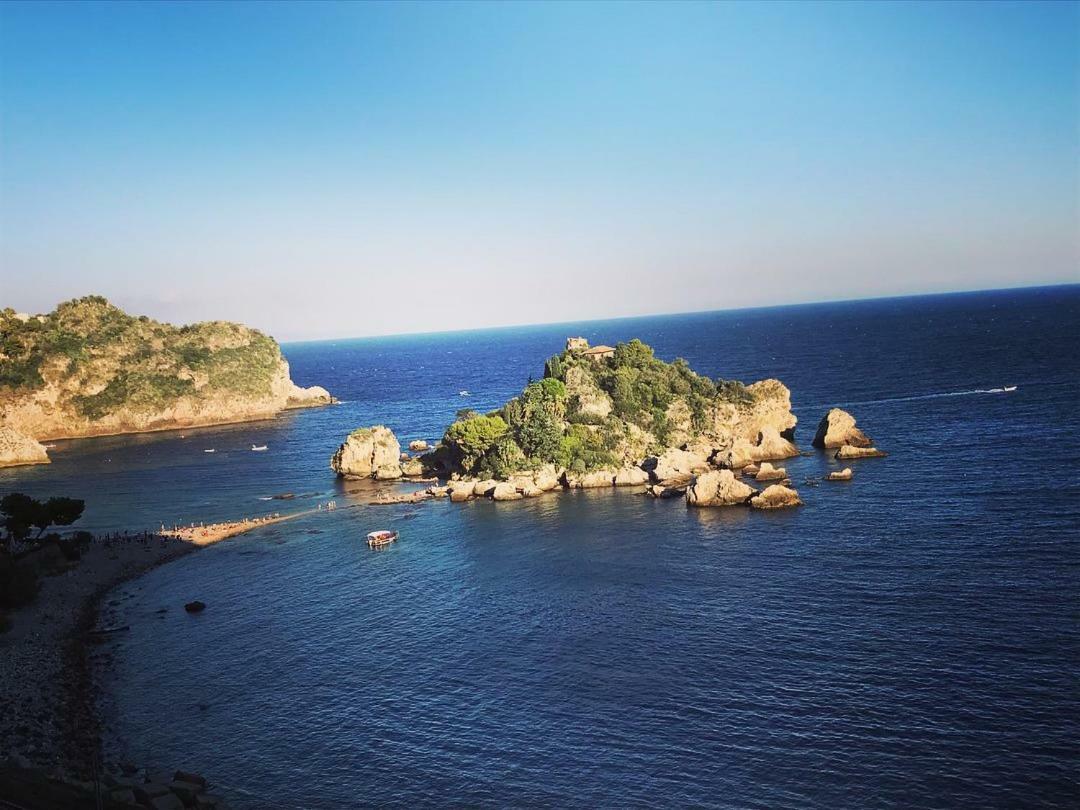 Baia Di Atlantide Lejlighed Taormina Eksteriør billede