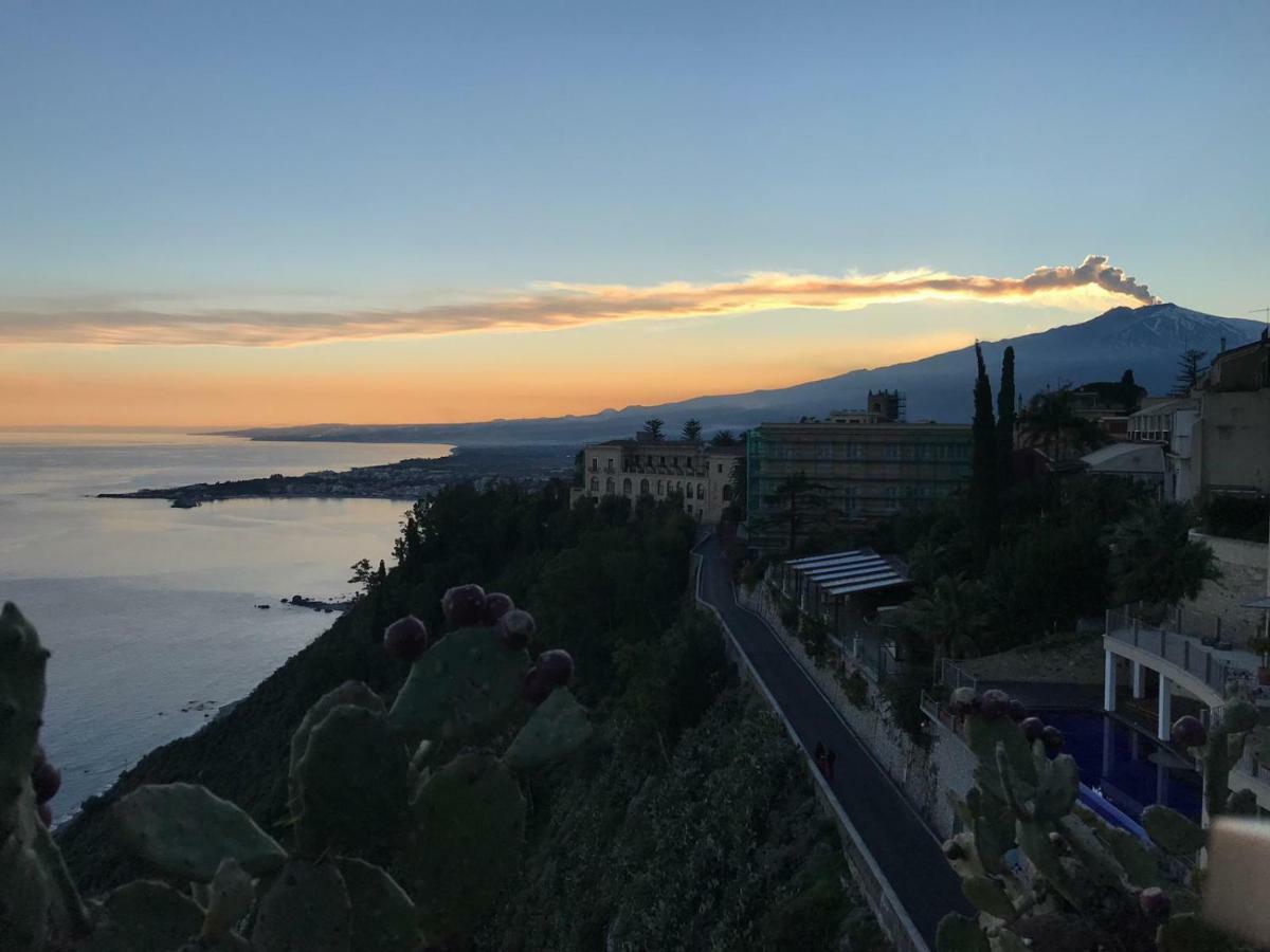Baia Di Atlantide Lejlighed Taormina Eksteriør billede